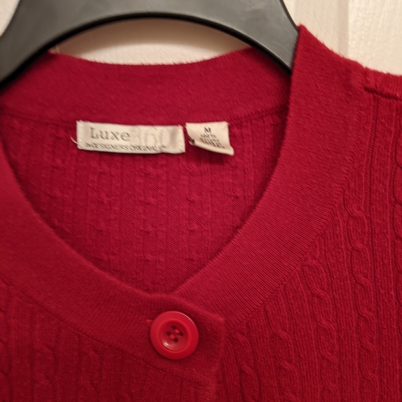 Luxe Wine Button Down Long Sleeve Knitted Cropped Cardigan Sweater Sz. M - Picture 5 of 8